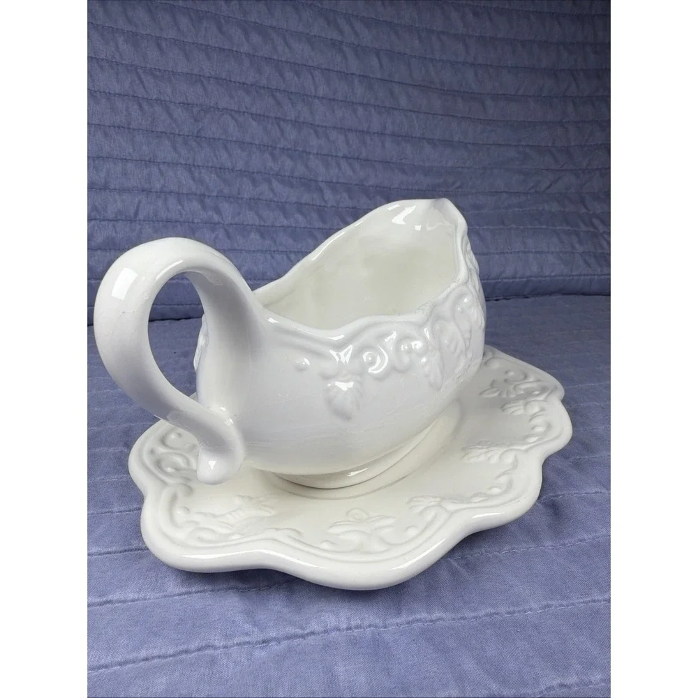 BICO White Ceramic Gravy Boat w/ Underplate Embossed Serving Dish Set